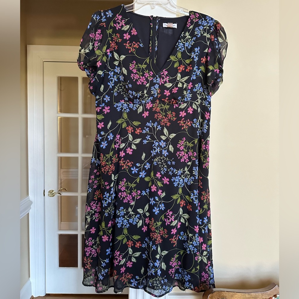 Calvin Klein short sleeve floral chiffon dress